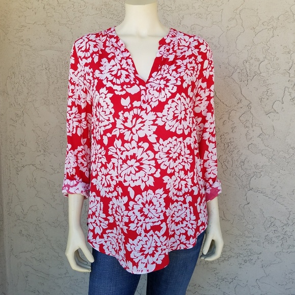 Velvet by Graham & Spencer Tops - ⬇️ CCO Velvet by Flower Print Split Neck Blouse